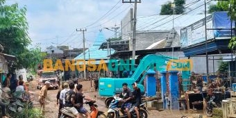 Tanggulangi Banjir di Banyakan dan Grogol, DPUPR Kabupaten Kediri Normalisasi Sungai