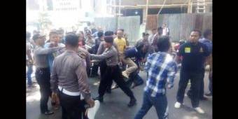 Demo PMII Bojonegoro Ricuh, Satu Mahasiswa Diamankan Polisi