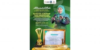 Gubernur Khofifah Raih Penghargaan Pesantren Award 2025 dari Kemenag