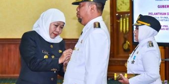 Khofifah Lantik Bupati dan Wabup Magetan, Tekankan Percepatan Adaptasi Program Pusat