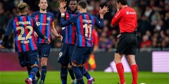 Manchester United dan Barcelona Terkena Hukuman UEFA Terkait Regulasi FFP