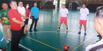 Tinjau Latihan Futsal Porwanas XIII 2022, Komandan Kontingen Jatim Minta 28 Emas Sapu Bersih
