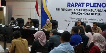 Wali Kota Kediri Beri Arahan Kebijakan Strategis TPAKD 2025