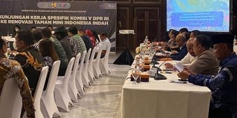 Politikus Madura Syafiuddin Soroti Kumuhnya Masjid At-Tin Taman Mini Indonesia Indah