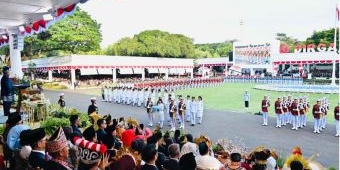 Menteri ATR/BPN Kenakan Baju Adat saat Upacara HUT ke-80 RI