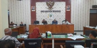 Komisi III DPRD Trenggalek Bersama Dinas PKPLH dan PUPR Bahas RKA 2025