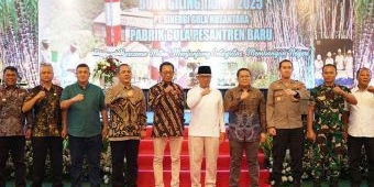 Hadir di Selamatan Buka Giling PG Pesantren Baru, Gus Qowim Berharap Produksi Gula Semakin Melimpah