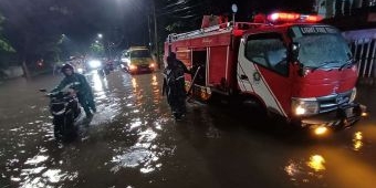 BMKG Tanjung Perak Paparkan Penyebab Hujan Deras hingga Akibatkan Banjir di Surabaya