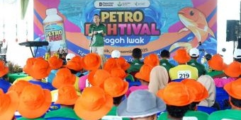 Petrokimia Gresik Dorong Peningkatan Kualitas Budidaya Perikanan Lewat Petro Fishtival Gogoh Iwak
