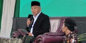 Kiai Asep Tegaskan Pinjol Haram Mutlak di Depan Ribuan Peserta Haul TGH Ibrahim Al-Khalidy NTB