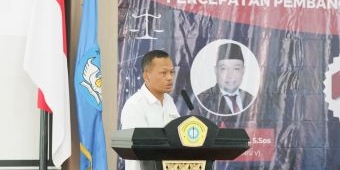 Dekan Fakultas Hukum UTM Ajak Mahasiswa Peduli Pengembangan Madura, Termasuk Kawal Perpres 80/2019 