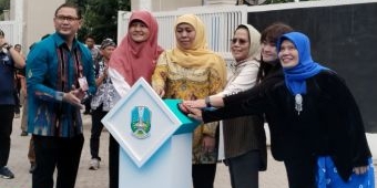 Diresmikan Gubernur Khofifah, SLB Karya Mulia Surabaya Kini Berstatus Sekolah Negeri