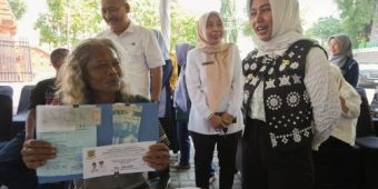 Pemkot Mojokerto Salurkan Bansos untuk Disabilitas dan Eks Trauma, Wali Kota: Ringankan Biaya Hidup