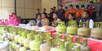 Polresta Sidoarjo Bongkar Dua Gudang Sindikat Pengoplos Isi Tabung LPG