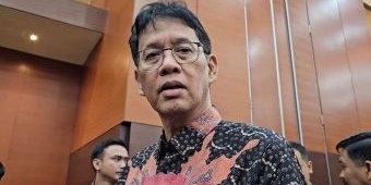 dalih-purbaya-soal-rupiah-melemah-dan-prabowo-bilang-masyarakat-desa-tak-pakai-dollar