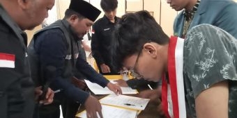 Panwascam Sidoarjo Teken MoU Wujudkan Pilkada Damai dengan Berbagai Organisasi