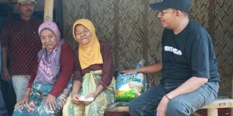 ​Bupati Sumenep Blusukan Kunjungi Nenek Hotipah dan Putriya di Rumah Reyotnya