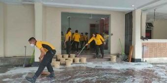 Gedung Lama Rusak, Mapolsek Tegalsari Pindah ke Kantor Bawaslu Jatim