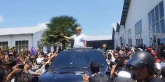 Kepulangan Haji Her Usai Diperiksa KPK Disambut Meriah Warga