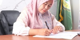 Universitas Al Hikmah Indonesia Tuban Luncurkan Program Satu Desa Dua Sarjana