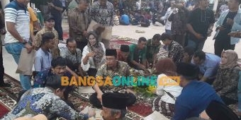Tasyakuran Adipura, Bupati Sidoarjo Makan Bareng Ratusan Satrio Resik