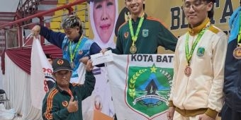 Atlet MMA Kota Batu Raih 4 Medali di Porprov IX Jatim, Salah Satunya Emas