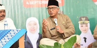 Doa Bersama di SMAN 1 Kediri, Gus Qowim Ajak Warga Jaga Kedamaian dan Teladani Nabi Muhammad