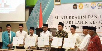 Harlah ke-42 Uniska, Gus Qowim Apresiasi Peran Kampus dan Luncurkan Buku Sejarah Pengabdian