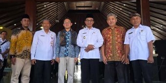 Sambut Wisudawan Doktor Terbaik dari TJU, Bupati Pamekasan: Kami Sangat Bangga