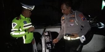 Tabrakan KA Singasari vs Mobil di Sanankulon Blitar, Satu Orang Tewas