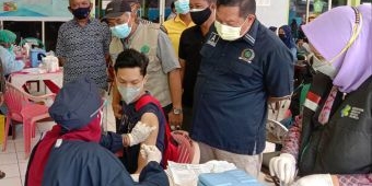 Panitia Kurban di Waru Sidoarjo Jalani Vaksinasi Covid-19
