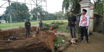 Awas! Buang Sampah Sembarangan di Jl. KH Munif Bangkalan Didenda Rp1 Juta