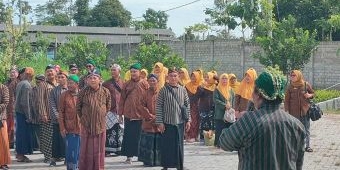 Santri Pesantren Kompleks Situs Ndalem Pojok Gelar Diskusi, Bahas Kemungkinan Perang Dunia Ke-3