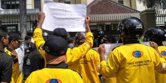 LMI Kembali Gelar Aksi Demo Tuntut Pengusutan Dugaan KKN di Dinkes Tulungagung