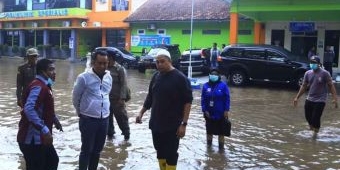 Sekdakab Probolinggo Tinjau Wilayah Terdampak Banjir