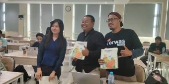 Puluhan Jurnalis Surabaya dan Sidoarjo Belajar AI Lewat Bootcamp iSTTS