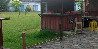 Bikin Celaka, Penjual di UMKM Josenan Minta Bouwplank Gedung KKMP Dicabut