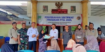 Program PTSL Pasuruan Serahkan 250 Sertifikat Tanah untuk Warga Desa Sidowayah