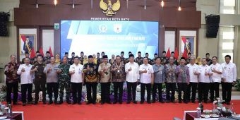 Kukuhkan Anggota PABPDSI, Wali Kota Batu Tegaskan Demokrasi Desa sebagai Pilar Pembangunan