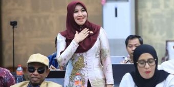 Kampanye Stop Pernikahan Dini di SMAN 19 Surabaya, Ning Lia Minta Remaja Fokus Berkarya