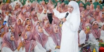 Sambut Tahun Baru 1447 H, Gubernur Khofifah Ajak Masyarakat Sholawat dan Zikir Bersama