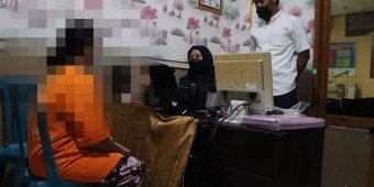 Ngecer Togel, Seorang Wanita di Ngawi Ditangkap Polisi