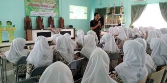 100 Siswa MAN 2 Tuban Ikut Pelatihan Jurnalistik 