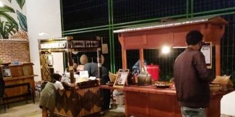 Sejawi Cafedangan, Tempat Ngopi yang Kolaborasikan antara Angkringan dan Cafe Modern