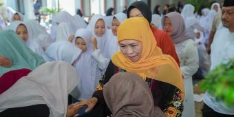 Di Haflatul Imtihan Ponpes Putri Nurul Cholil Bangkalan, Gubernur Khofifah Apresiasi Peran Pesantren