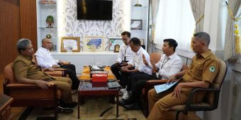 Gandeng Pemkab Pamekasan, PLN UP3 Madura Hadirkan SPKLU