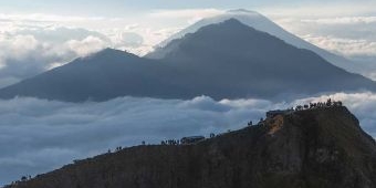 benarkah-salju-di-puncak-gunung-jayawijaya-akan-punah-ini-kata-bmkg