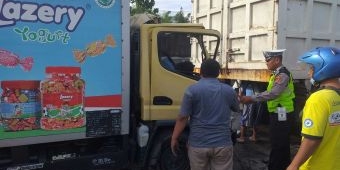 Kecelakaan di Bypass Balongbendo, Sopir Truk Boks Tewas