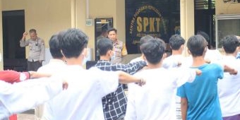 19 Anak yang Terlibat Perang Sarung di Surabaya Ikuti Pesantren Kilat