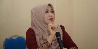 Soroti Polemik Pemecatan Guru Yogi Susilo, Ning Lia Desak Investigasi Transparan Demi Keadilan
